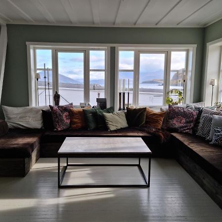 Koselig Leilighet Midt I Sentrum Apartment Skjervoy Exterior foto